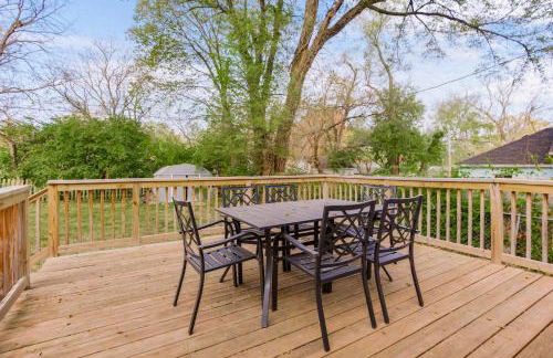 3BR 3BA Fairway Home • Dog-Friendly • Fenced Yard - Photo 33
