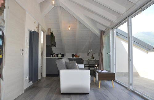 White suite - Jacuzzi, Swimming pool & Lake view - Foto 23