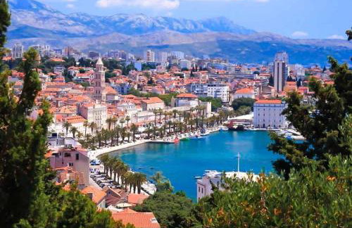 True Colors Apartments Split - Photo 18