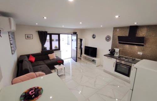 Apartman Dino with heated pool - Foto 2