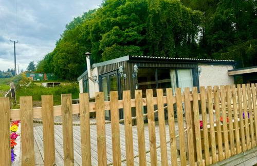 Woodside Cabin - Photo 2