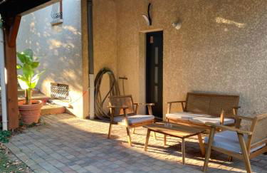 Studio calme avec Parking accès rapide Eurexpo Le Chasseland - Foto 30