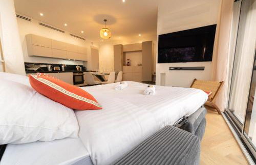 Magnifique appartement avec piscine et jardin - Foto 19