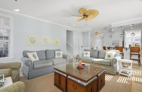 The Blue Pearl - Luxurious beachfront living with community pool! - Foto 27