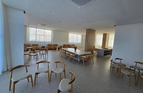 Quarto e sala praia Jaguaribe Salvador - Foto 30