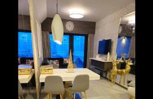 Lake Chwil widok na zalew i góry - Foto 27