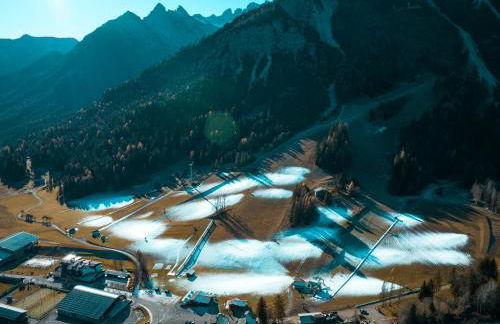 Borgo Nuovo Deluxe Apartment - Netflix, Disney plus, a 2 minuti dalle piste con garage box e parcheggio privato incluso - Foto 8