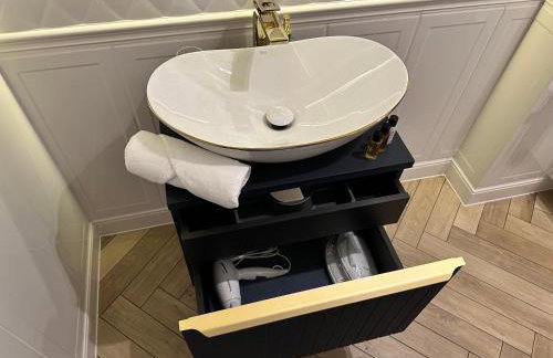 Apartamenty OFF PIOTRKOWSKA w Roosevelta Residence, Klimatyzacja, Wejście na KOD, WiFi, FV - Foto 44