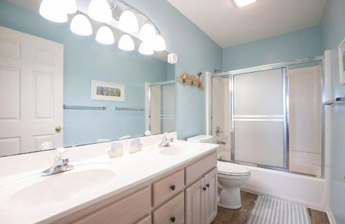 Amazing Views from Balcony, Loft & Gated Pool - Foto 34