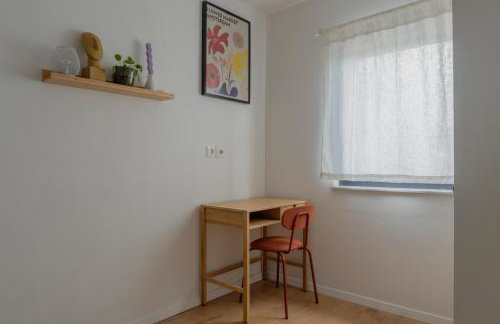 Deja View - Photo 37