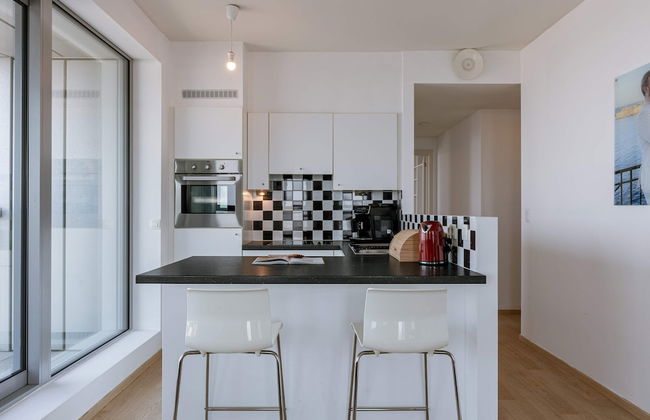 Stylish two Bedroom Apartment in Antwerp - Photo 9