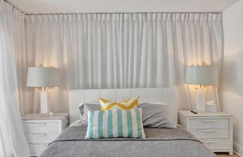 New! Waterfront Heated Pool, Fishing Pier, Designer Touches, 2mi to Beach - Photo 32