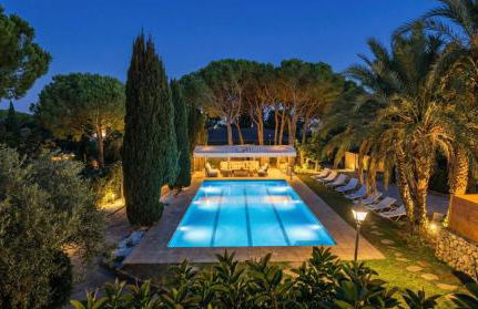 Villa Sitges El Ranch Amaizing Outdoor Areas Beaches at 5 minutes walk Sitges at 15 min drive AC Pool Jacuzzi & Garden XXL - Photo 37