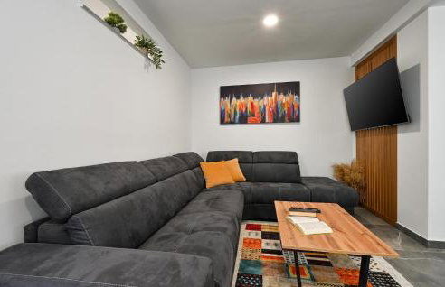 2 Bedroom Beautiful Home In Lepoglava - Foto 14