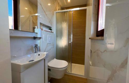 Aurelis Apartments - Photo 32