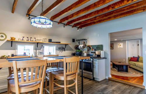 Private Renovated Apt w WasherDryer near dwntwn - Foto 14