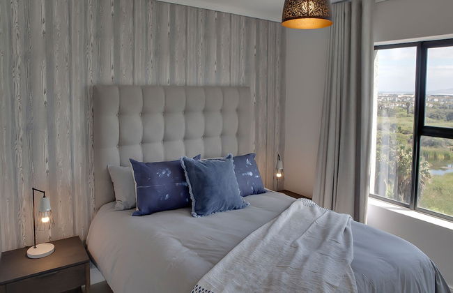 Waters Edge 521 - Photo 4