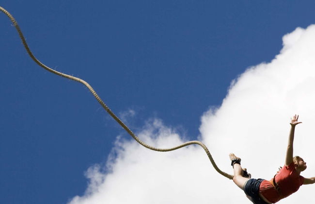 Sierra de Santiago Bungee Jump Activity - Foto 1