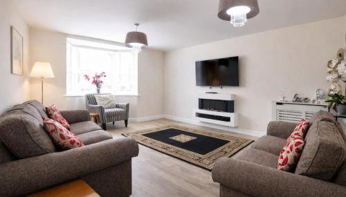 Spacious 4 Bedroom House in Milton Keynes for Families, Groups and Contractors - Foto 2