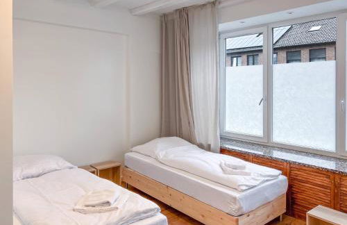 T&K Apartments - 5 Zimmer Einfamilienhaus 15min to Messe Fair DUS - Willich - Foto 13