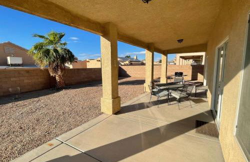 Spacious Home - Pool Table, Game Room & Jacuzzi - Foto 15