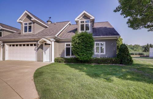 Waterfront Jackson Mansion: Patio, Grill, Dock! - Foto 10