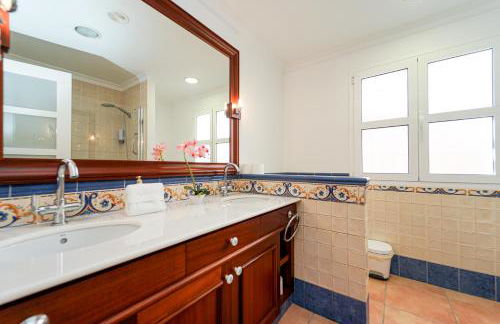 Villa Magnificent 5-star with sea view, jacuzzi and pool - Foto 61