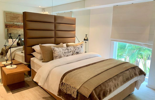 Clifton YOLO Spaces – Clifton Beachfront Penthouse - Photo 12