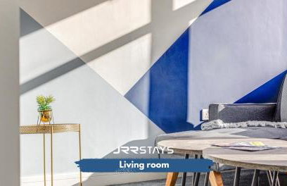 Tipton 3 Bedroom House Garden Sleeps 7 - JRR Stays - Foto 38