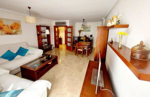 Awesome central house with 3 bedrooms - Foto 1