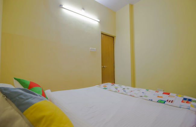 OYO 14181 Home Garden View Studio Morjim Beach - Foto 12