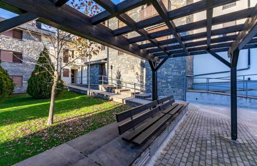 El Nido del Pirineo Estilo y Calidez en Villanúa - Foto 21