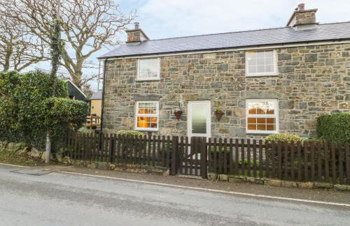 Llwyn Celyn - Foto 1