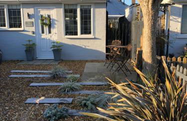 The Bolthole - Photo 42