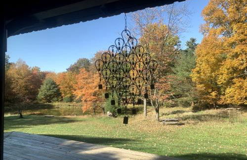 Gorgeous Cottage for Two, Overlooking Pond on 20 acres, Glamping in Pennsylvania - Foto 58