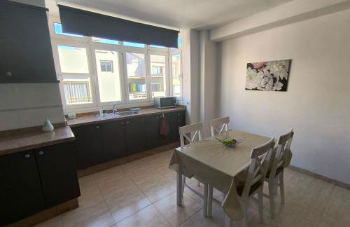 AR Home - Apartamento de 3 dormitorios con ascensor en Las Huesas, Telde - Foto 20