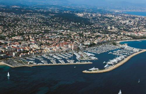 Spacieux studio à Golfe Juan 2 minutes des plages - Foto 9