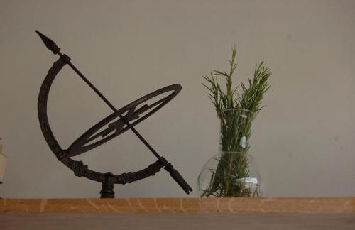 Aux Trompettes Violettes - Foto 47