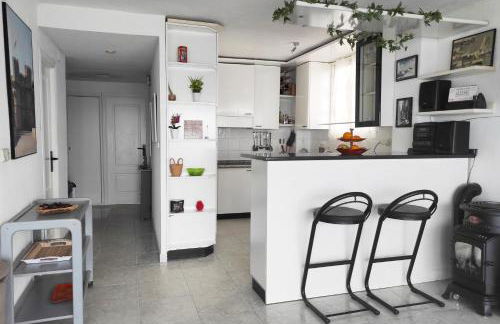 Terrace & Sea Views in Cullera - Photo 13