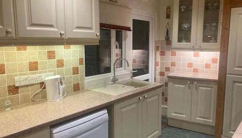 Quaint Cottage main street Llandeilo - Foto 3