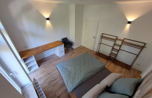City Residenz Jena - modern, groß, ruhig, zentral, 2 Balkone, 4 Zimmer, Küche, Bad - Foto 10