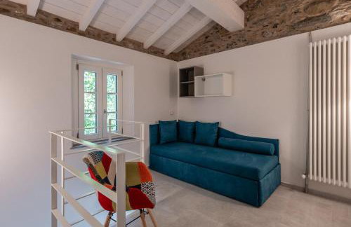 Charming Tuscan Stone House - Photo 11