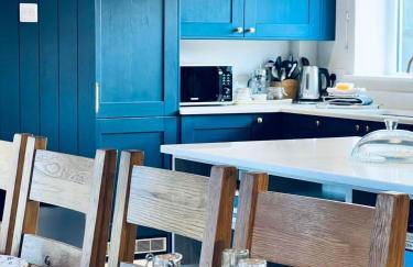 Stanway House, 8 bedroom, 8 Bath - Photo 4