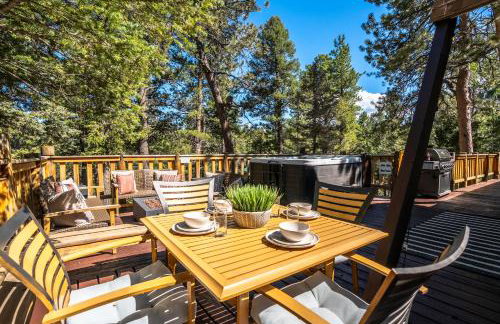 Timber A-Frame, Large Deck, Hot Tub, Fireplace - Foto 46