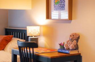 Central Whitchurch - Lowcross House Guest Bedroom 6 - Foto 11