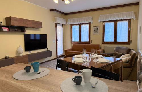 AlipierHome Bernina Gateway Dormi sul Percorso del Trenino - Foto 1