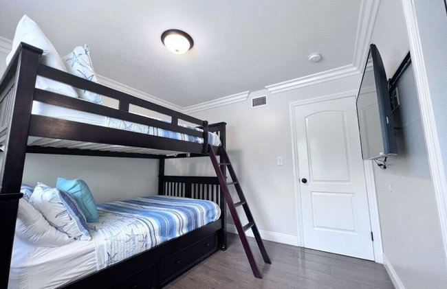Fabulous 6 Bedroom , 4 Bath Pool W/jacuzzi Home - Foto 10
