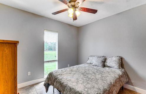 Spacious Micanopy Farmhouse with Luxurious Pool! - Foto 19