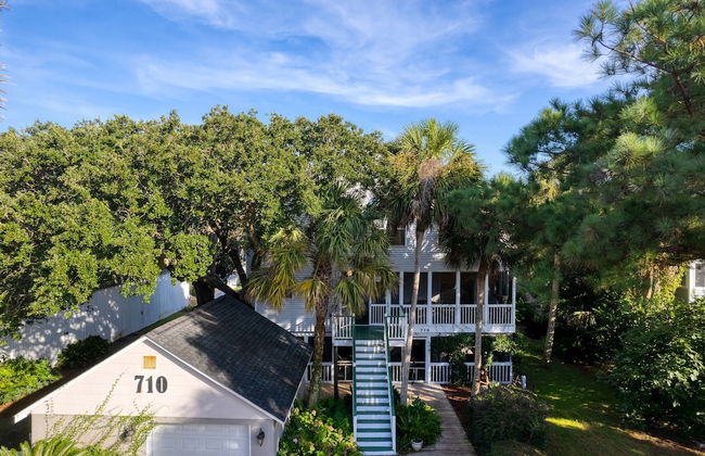 Hemlock by Avantstay Minutes From Folly Beach w/ Multiple Patios - Foto 39