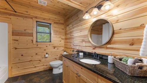 Cabin 1 - Peaceful Cabin Near River with Fire Pit and Hot Tub - Foto 2